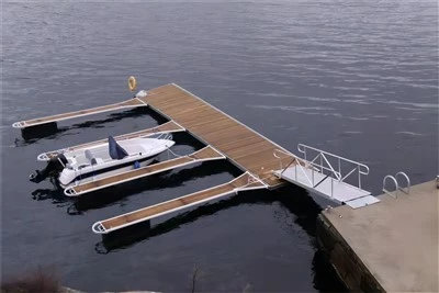 Dokas Gangway